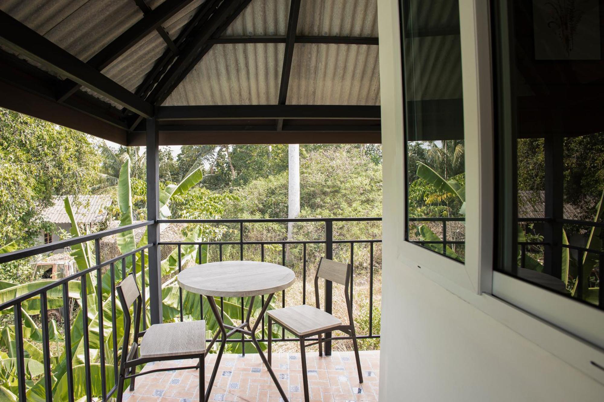 Blockhouse Samui Hostel Mae Nam Buitenkant foto