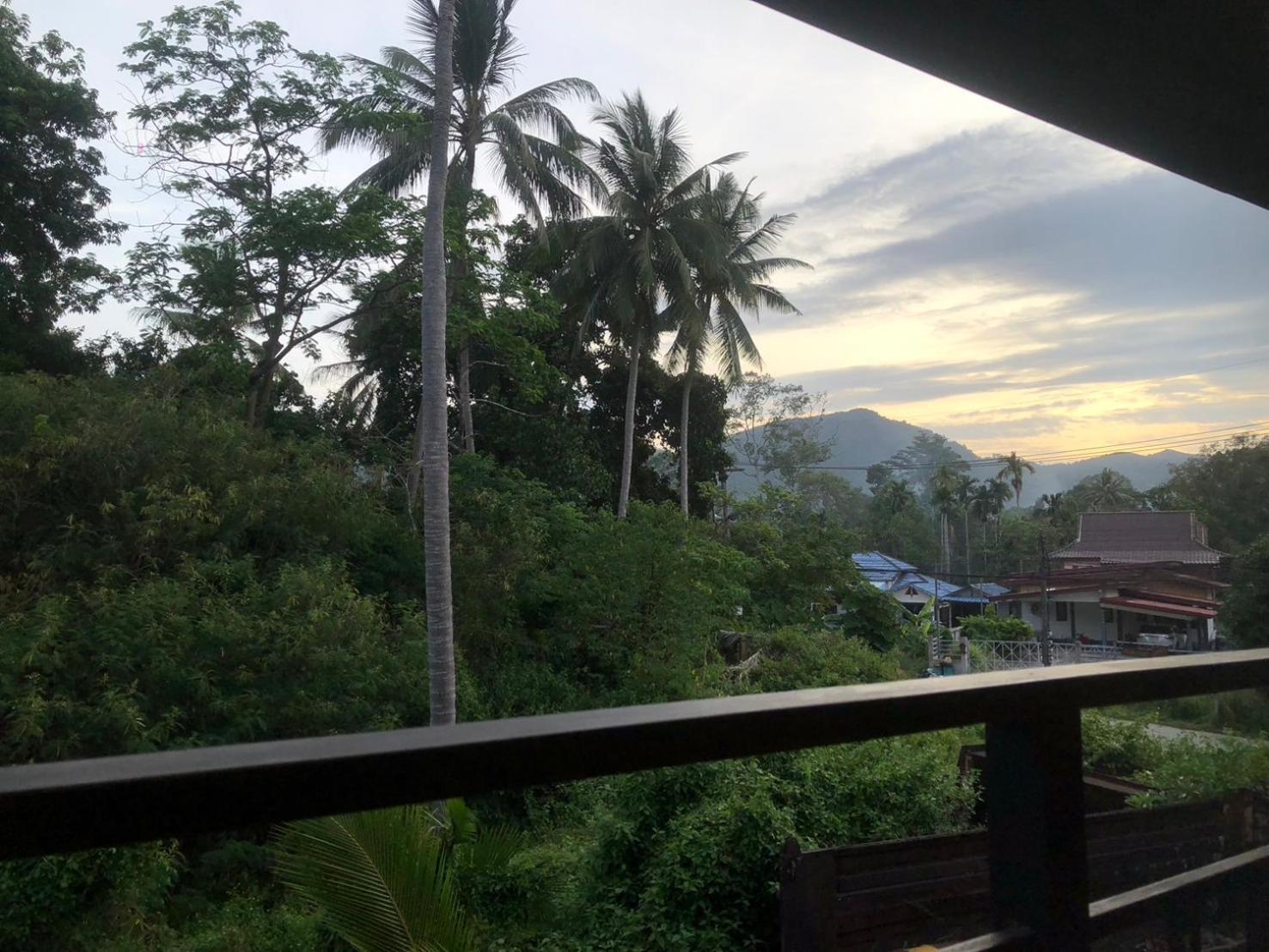 Blockhouse Samui Hostel Mae Nam Buitenkant foto